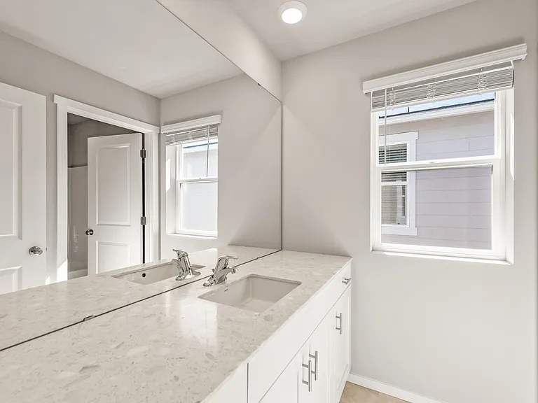 207 17th Pl — Photo 14