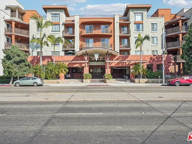 100 S Alameda St #115 — Photo 36