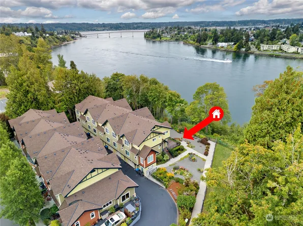 1101 Campbell Way, Bremerton, WA 98310