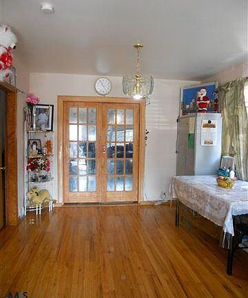 5th image of 12020 Moran St