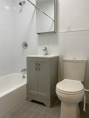 Rented by Buchbinder & Warren | media 7