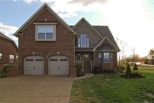 Welcome to 1000 Stonehollow Way