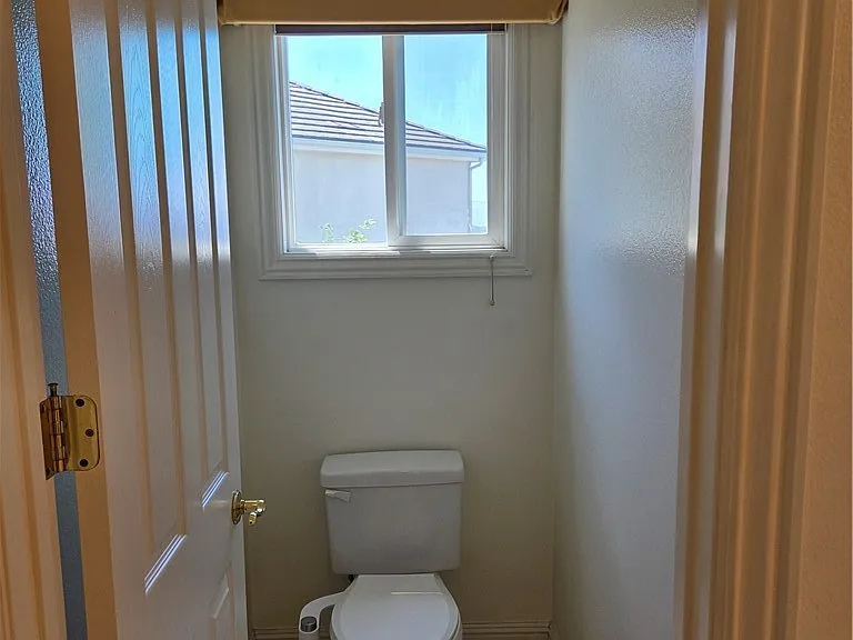 17568 Cloverdale Way — Photo 31