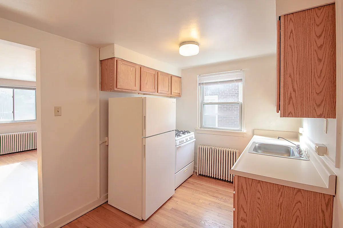 Building Photo - 1211 S Braddock Ave #6