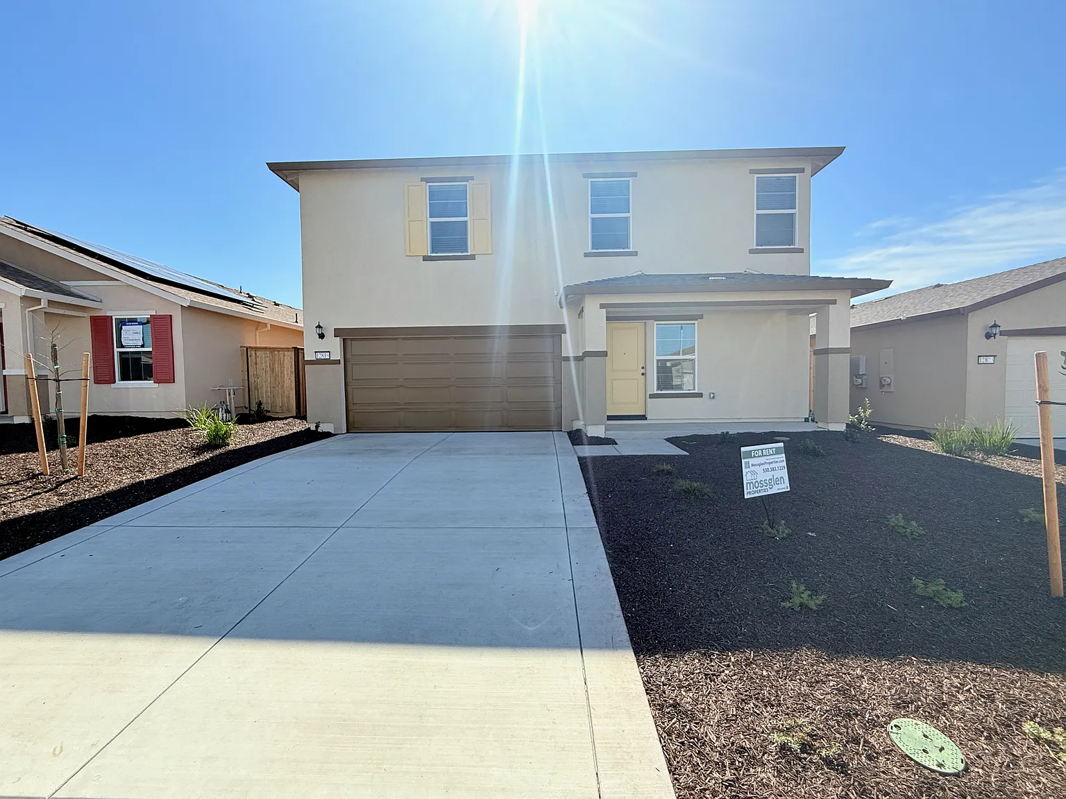 4 bed, 2.5 bath, 1900 sqft, $2,795 — Photo 3