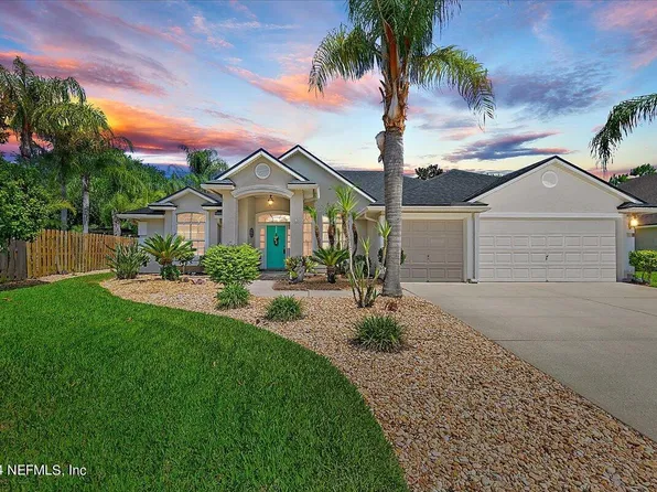 304 HAMMOCK GROVE Court, St. Johns, FL 32259