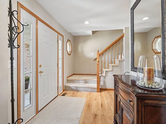 3rd image of 4925 Gabriel Dr