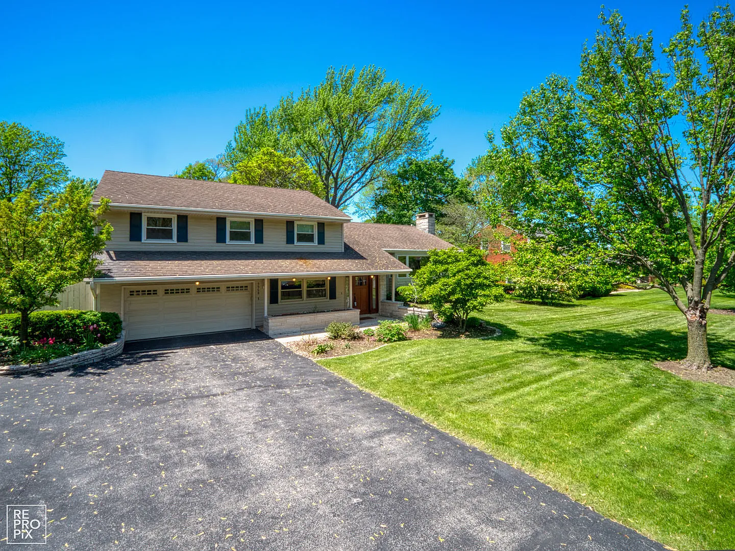 5968 Howard Ave photo 1