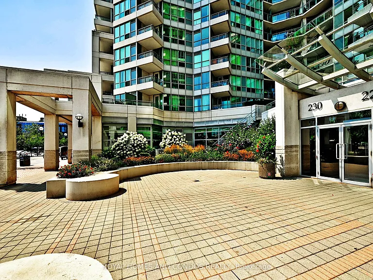 230 Queens Quay W #618 — Photo 3