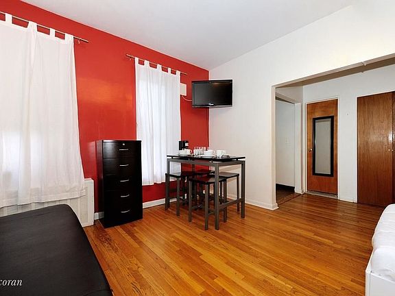 4th image of 201 E 89th St APT 3B