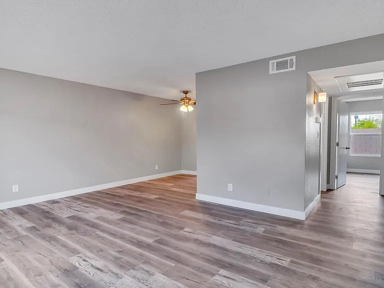 260 W 8th Ave #123 — Photo 31