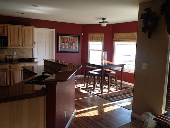Eat In Kitchen