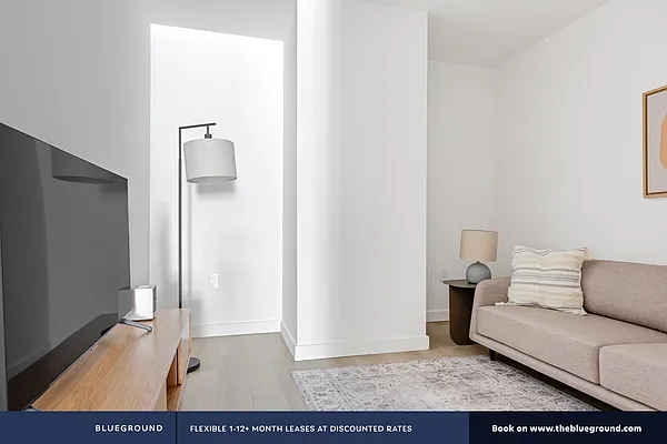 Rented by The Blueground | media 207