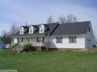 6800 Harvest Springs Ct, Greensboro, NC 27406
