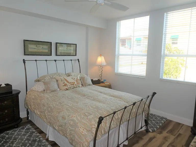 600 S Dixie Hwy #752 — Photo 11