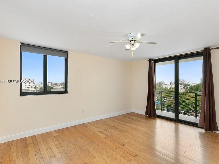 8100 Byron Ave #501 — Photo 16
