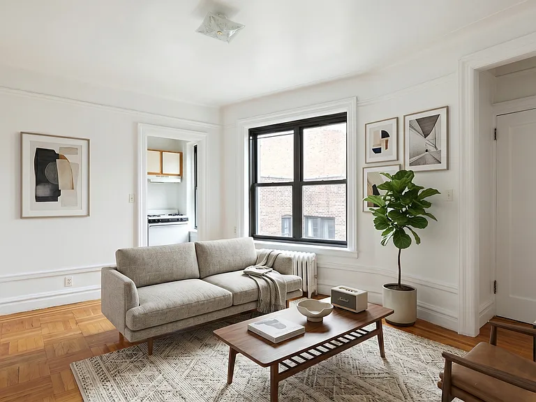 4980 Broadway #3E — Photo 1