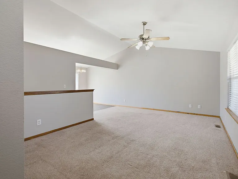 7026 Mount Nimbus St — Photo 3