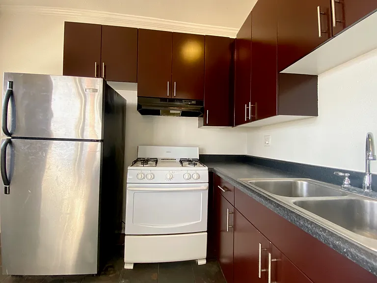 Berendo Lofts LLC — Photo 7