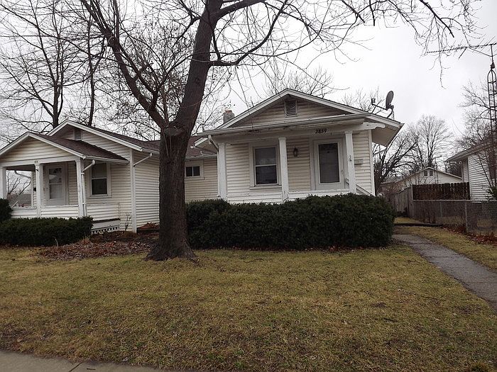 1st image of 2859 Revere Ave