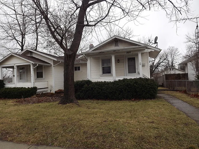 2859 Revere Ave photo 1