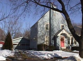 1547 Kensington Dr, Ann Arbor, MI
