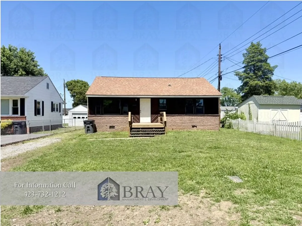 Building Photo - 2309 Tacoma Rd