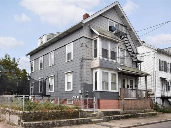 57-59 School St, East Providence, RI 02914