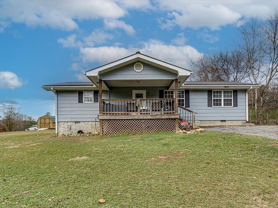 1st image of 169 Cove Trl