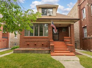 4844 W Addison St #1, Chicago, IL 60641