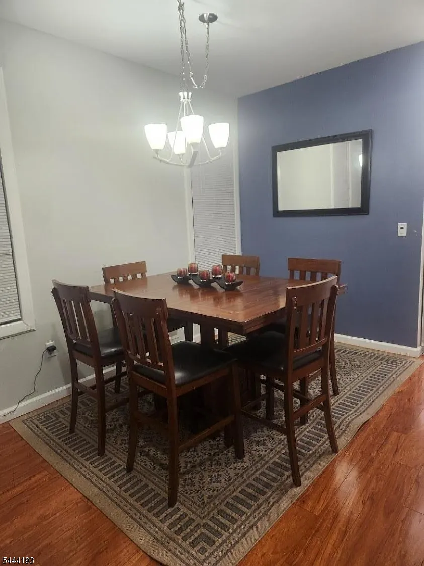 2 bed, 1.5 bath, $2,250 — Photo 3