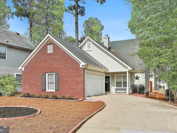202 Birch Rd, Peachtree City, GA 30269