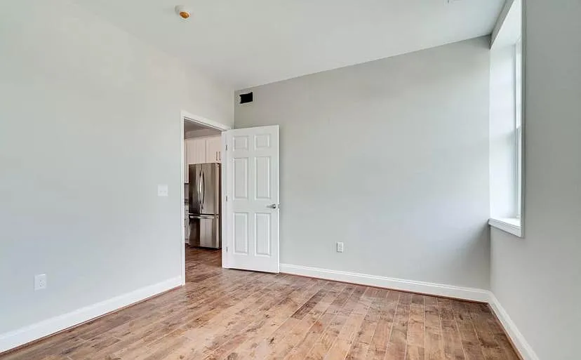 103 N Patrick St #302