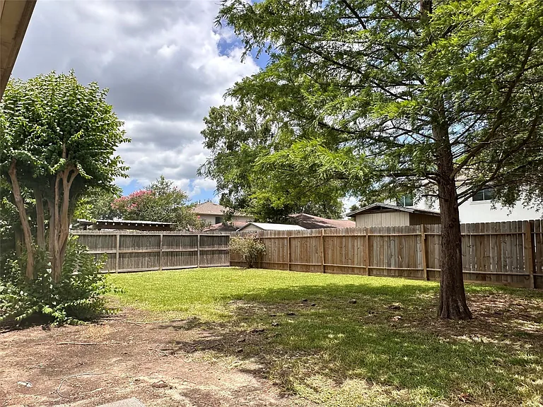 28806 Stone Fox Dr — Photo 38