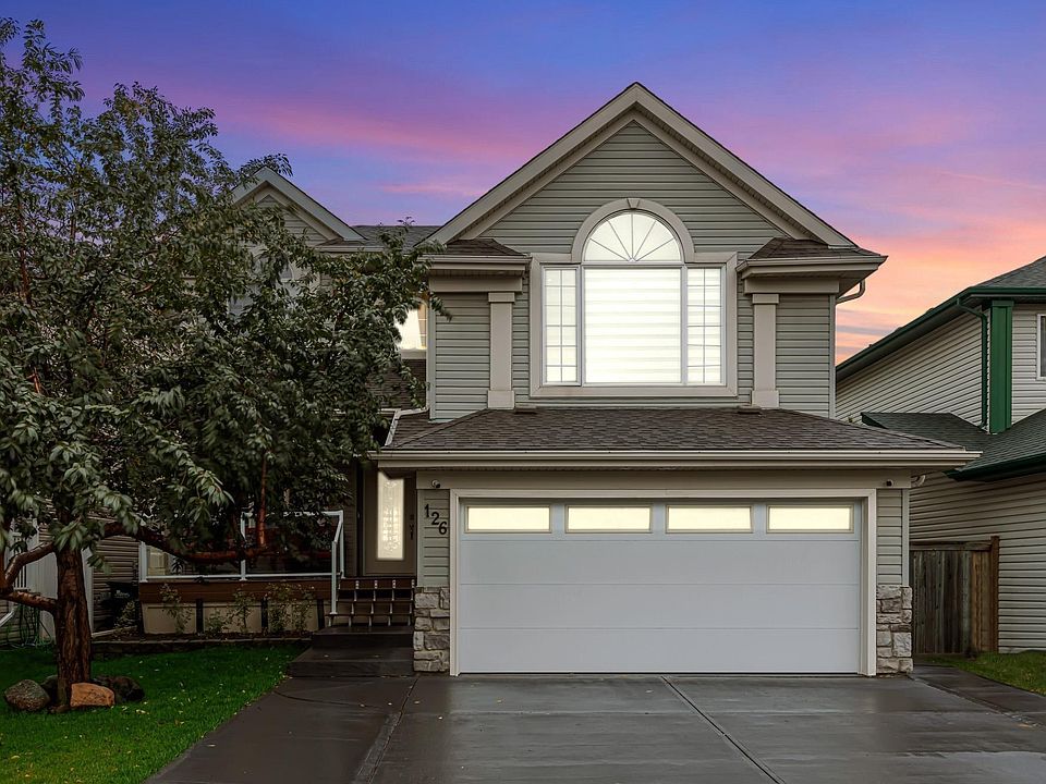 1st image of 126 Orchid Cres