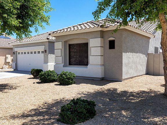 2nd image of 17855 W Caribbean Ln