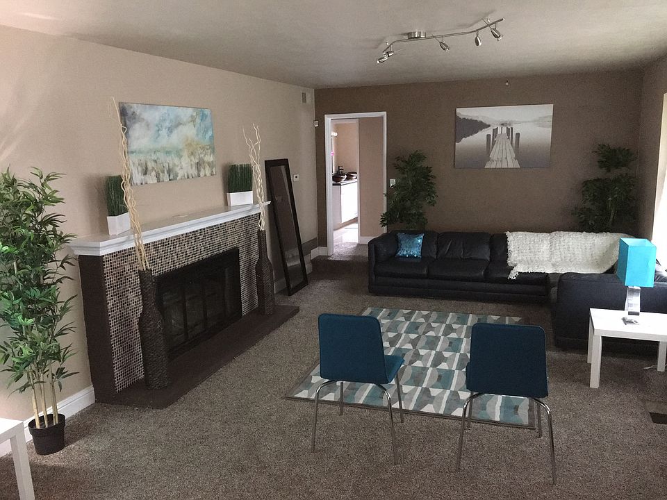 2nd image of 3332 W Alpine Ave