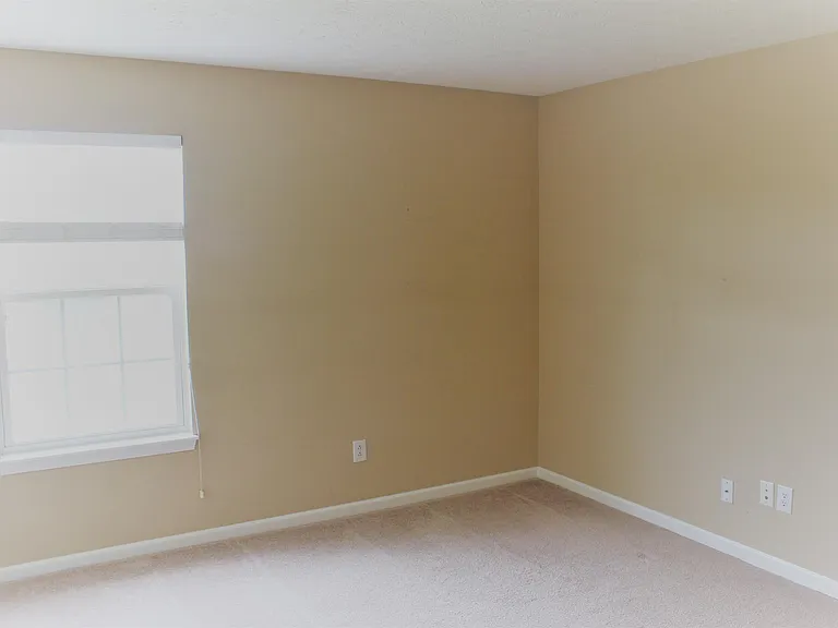 13746 Sunnyvale Ln — Photo 17