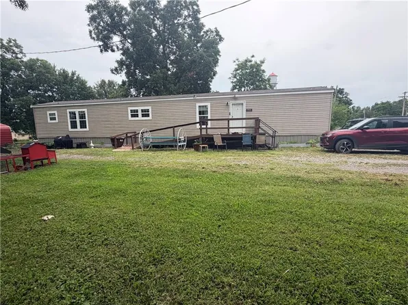9243 SW 1st St, Hume, MO 64752