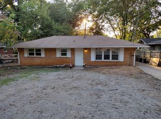 423 S Plymouth Rd NW, Huntsville, AL 35811