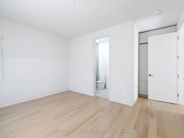 21 Farrell Ave — Photo 28