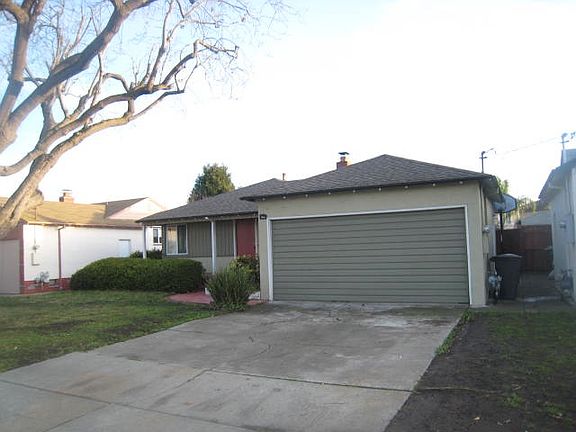 3rd image of 418 Lloyd Ave