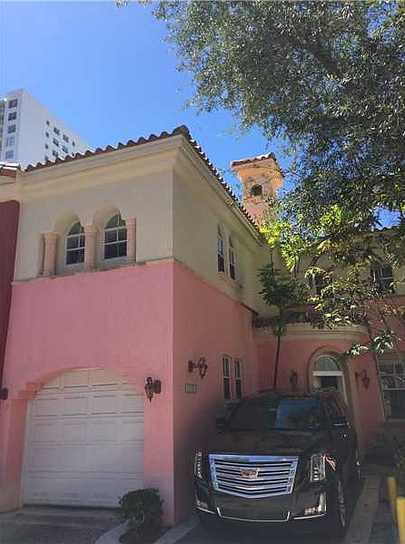 1st image of 18390 Ne 30 Av