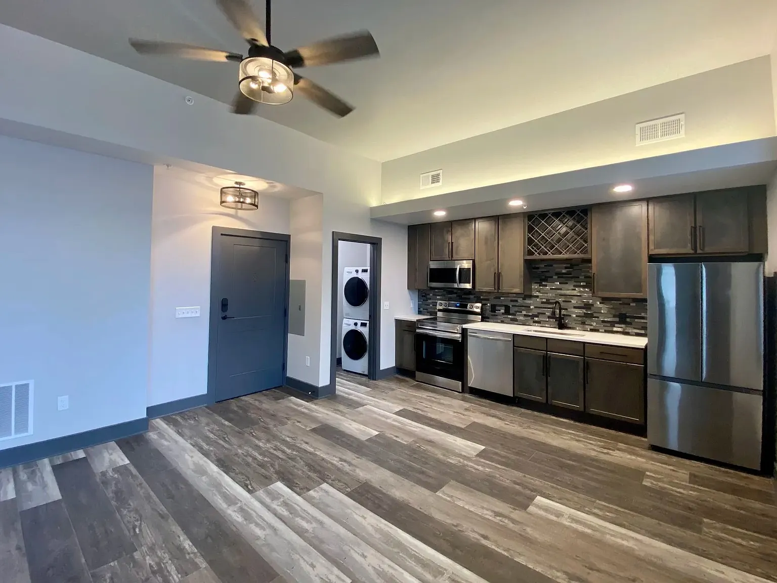 The Vibe Apartments — Photo 3