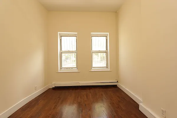 Rented by Nooklyn NYC LLC | media 1