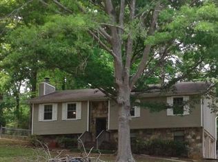116 Cahaba Forest Dr, Trussville, AL 35173