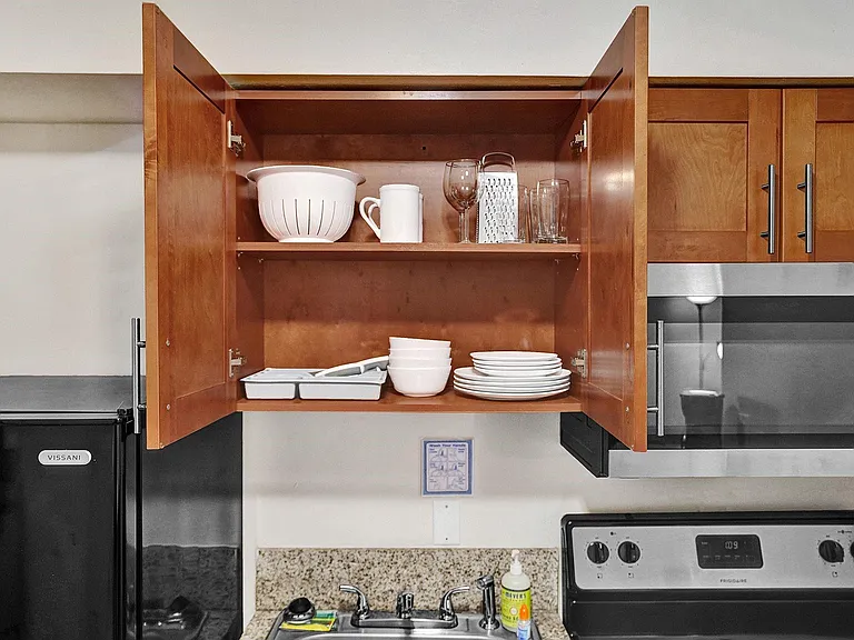3226 NE 12th St #8 — Photo 9
