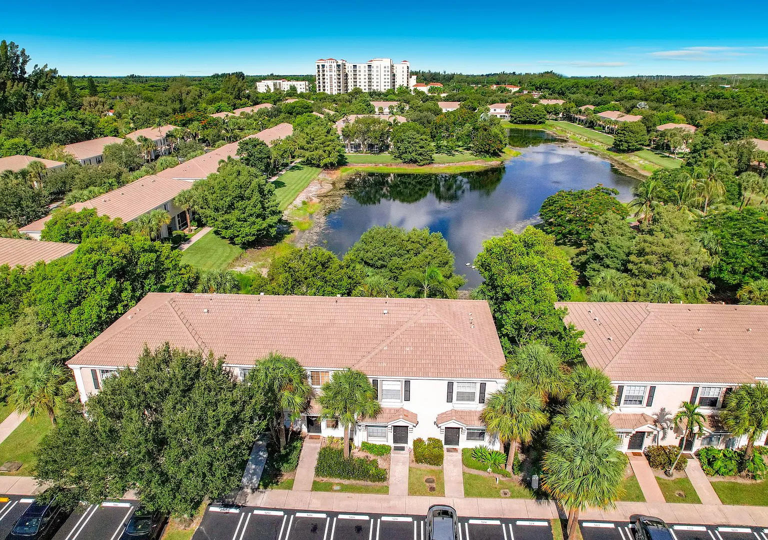Beautiful 2 bedroom 2.5 bath Townhouse in West Palm Beach — Photo 3