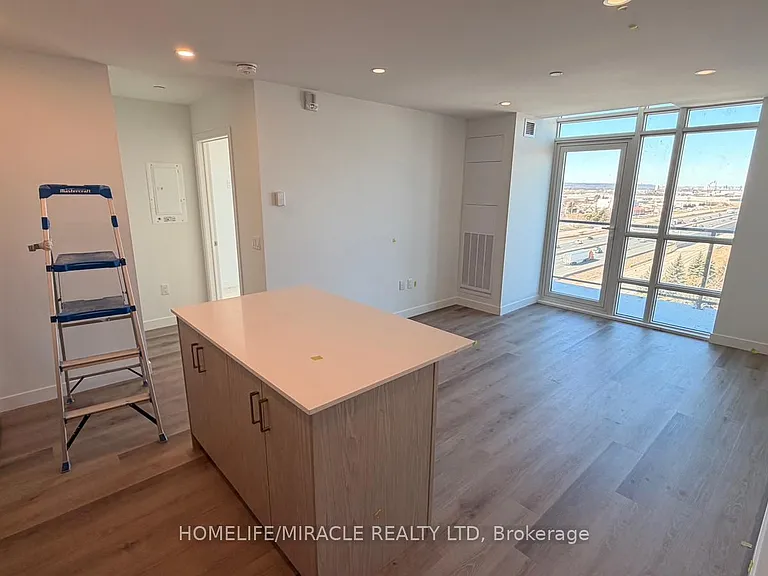 461 Green Rd #920 — Photo 9