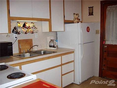 5th image of 10012 N Arden Ave